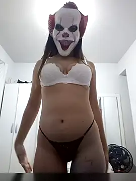 Snapshot of Atrevidallf1 chatting on 10/31/25, 12:44 Atrevidallf1 online show from 10/31/25, 12:44