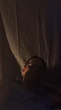 Snapshot of HotSuckingFuckers chatting on 10/24/25, 08:22 HotSuckingFuckers online show from 10/24/25, 08:22