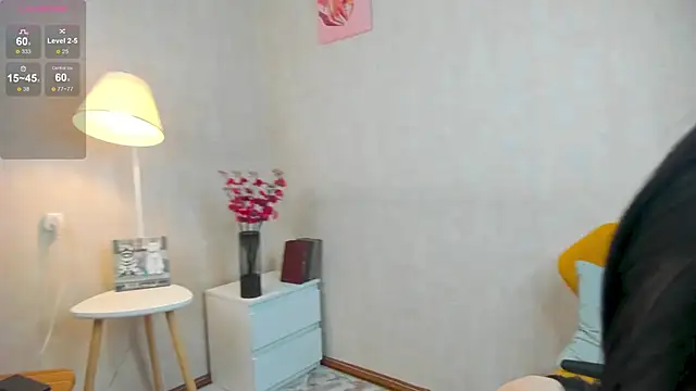 Snapshot of _DarknessQueen chatting on 09/27/25, 11:15 DarknessQueen online show from 09/27/25, 11:15