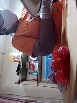 TAMIL AMMUSRI online show from 10/29/25, 07:32