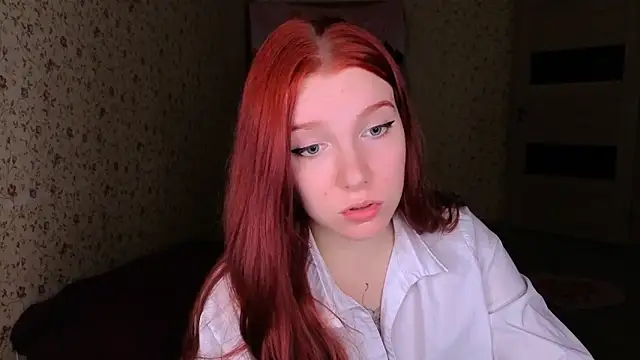 Layla Glam online show from 06/04/26, 08:59