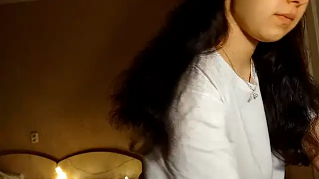 Snapshot of MandaDestiche chatting on 10/01/25, 05:08 MandaDestiche online show from 10/01/25, 05:08