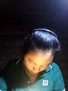 Snapshot of clara-cute chatting on 10/07/25, 01:30 clara-cute online show from 10/07/25, 01:30