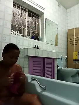 BubblyBeautiful online show from 11/02/25, 09:28