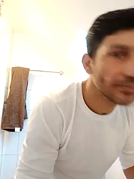 Snapshot of Casianantoonnio chatting on 12/18/25, 01:28 Casianantoonnio online show from 12/18/25, 01:28