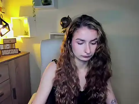 NinaBlond1 online show from 12/01/25, 06:29