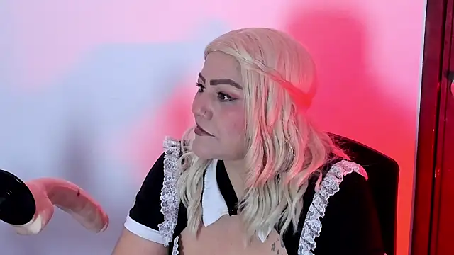 Snapshot of Aliyahsstone chatting on 09/24/25, 03:43 Aliyahsstone online show from 09/24/25, 03:43