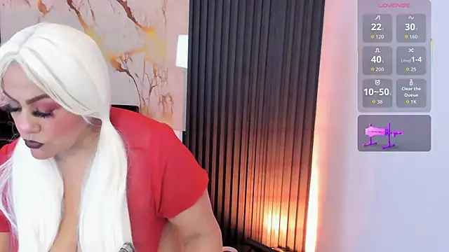 Snapshot of Aliyahsstone chatting on 10/22/25, 04:13 Aliyahsstone online show from 10/22/25, 04:13