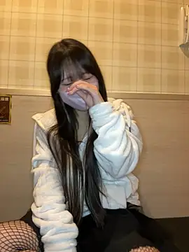 Yua nyan cute online show from 10/08/25, 01:36
