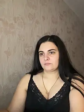 Snapshot of SweetBerryX chatting on 10/31/25, 09:32 SweetBerryX online show from 10/31/25, 09:32