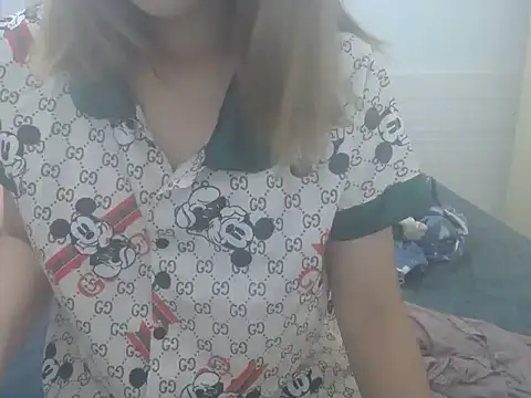 Snapshot of Hannie_26 chatting on 10/01/25, 01:50 Hannie 26 online show from 10/01/25, 01:50