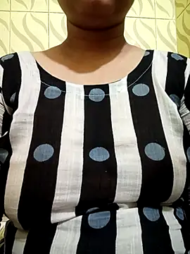 Snapshot of Rupsha707 chatting on 09/22/25, 08:00 Rupsha707 online show from 09/22/25, 08:00