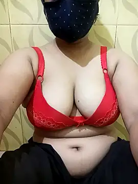 Snapshot of Rupsha707 chatting on 10/23/25, 08:29 Rupsha707 online show from 10/23/25, 08:29