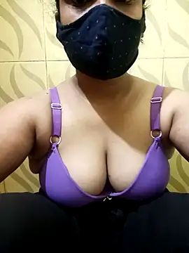 Snapshot of Rupsha707 chatting on 10/26/25, 08:26 Rupsha707 online show from 10/26/25, 08:26