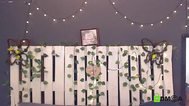 SARAA ROJAS online show from 09/22/25, 07:27