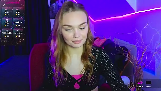 Snapshot of KitsyMoore chatting on 09/29/25, 03:06 KitsyMoore online show from 09/29/25, 03:06