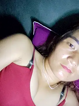 Snapshot of phuongxinhxan chatting on 09/22/25, 10:12 phuongxinhxan online show from 09/22/25, 10:12