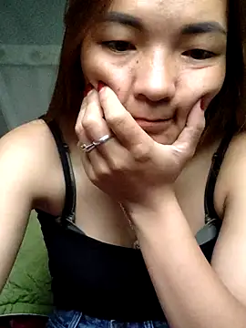 Snapshot of phuongxinhxan chatting on 09/28/25, 01:11 phuongxinhxan online show from 09/28/25, 01:11