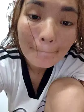 Snapshot of phuongxinhxan chatting on 10/08/25, 12:36 phuongxinhxan online show from 10/08/25, 12:36