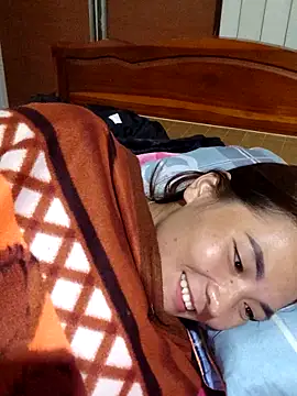 Snapshot of phuongxinhxan chatting on 11/02/25, 07:55 phuongxinhxan online show from 11/02/25, 07:55