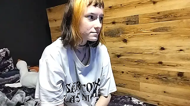 JenaeRadloff online show from 10/14/25, 08:26