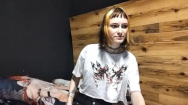 JenaeRadloff online show from 10/16/25, 05:52