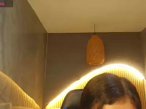 Snapshot of dany_r_ chatting on 09/26/25, 01:26 dany r online show from 09/26/25, 01:26