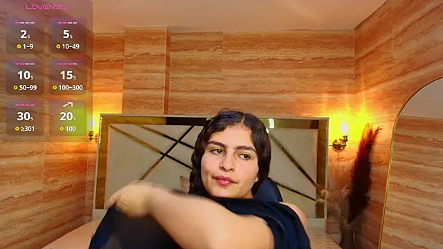 Snapshot of dany_r_ chatting on 10/09/25, 01:42 dany r online show from 10/09/25, 01:42