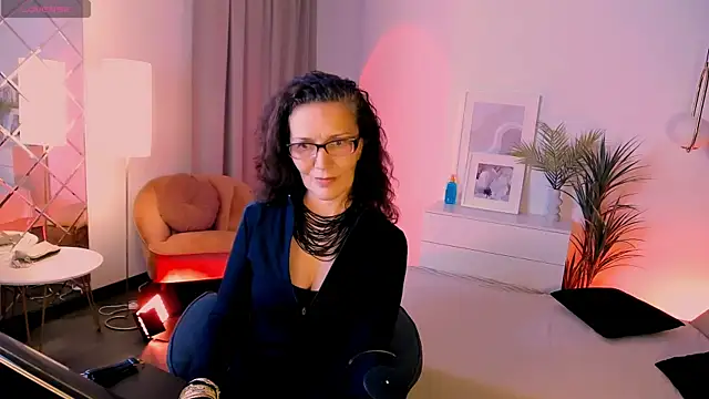 Snapshot of Irene_Marlow chatting on 09/22/25, 02:08 Irene Marlow online show from 09/22/25, 02:08