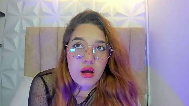 Adharaa Rousse  online show from 09/19/25, 12:06