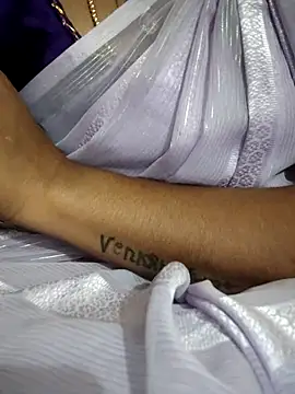 sweetqueen143 online show from 09/25/25, 03:05