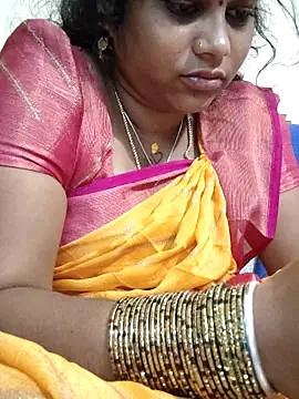 sweetqueen143 online show from 10/18/25, 05:46