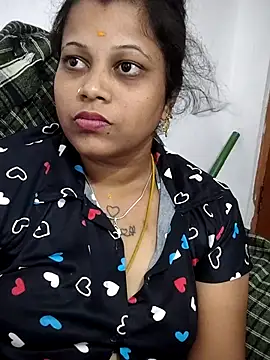 sweetqueen143 online show from 05/15/26, 11:56