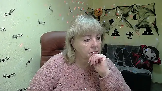 Snapshot of MilenaWedxy chatting on 10/28/25, 06:06 MilenaWedxy online show from 10/28/25, 06:06