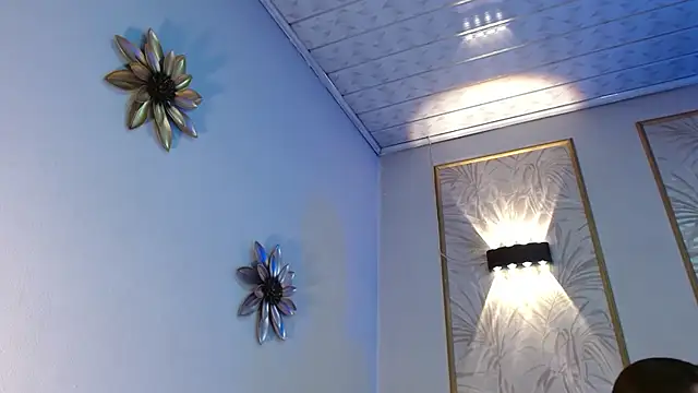 LunaaGrey  online show from 10/22/25, 03:40