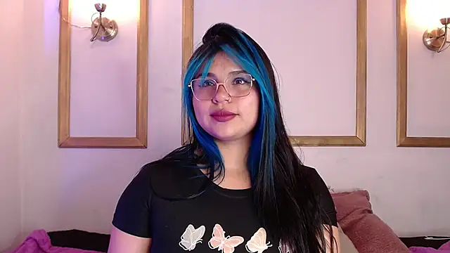 Snapshot of Nairovy_ chatting on 10/14/25, 03:40 Nairovy online show from 10/14/25, 03:40