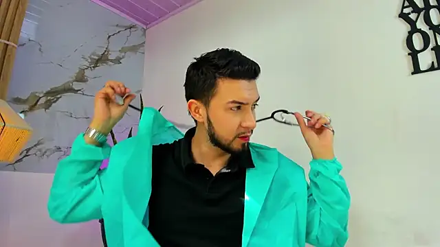 Snapshot of Prince-Dalton chatting on 10/15/25, 07:14 Prince-Dalton online show from 10/15/25, 07:14