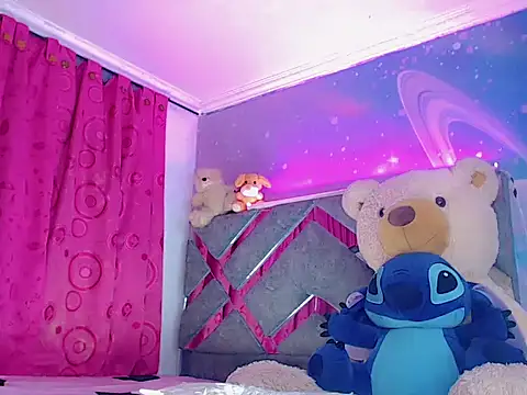 Snapshot of DaliaBacil25 chatting on 09/23/25, 01:41 DaliaBacil25 online show from 09/23/25, 01:41