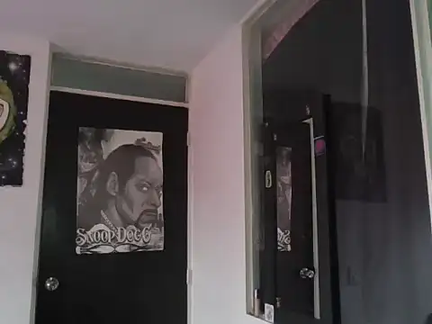 Snapshot of Miia__strog chatting on 09/24/25, 06:33 Miia  strog online show from 09/24/25, 06:33