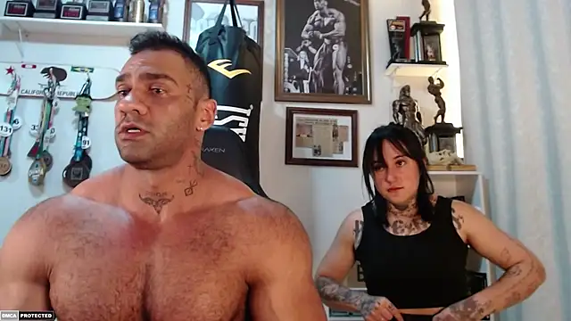 henryhadesflirt online show from 10/06/25, 11:02