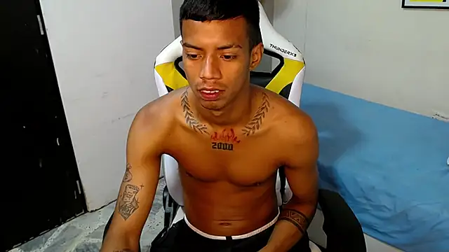 Nando coll online show from 11/01/25, 12:18