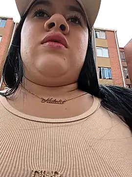 Cloe 27 online show from 10/28/25, 07:38