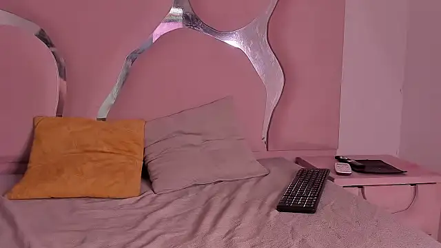 Snapshot of fallenangelsasm chatting on 11/01/25, 09:17 fallenangelsasm online show from 11/01/25, 09:17