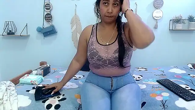 Snapshot of evannesanicol08 chatting on 10/31/25, 02:40 evannesanicol08 online show from 10/31/25, 02:40