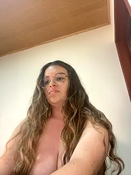 Snapshot of Aphrill chatting on 09/27/25, 11:54 Aphrill online show from 09/27/25, 11:54