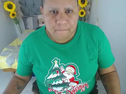 hotlesby valery online show from 11/12/25, 11:54