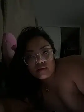 Snapshot of kiaradanielaxx chatting on 09/30/25, 07:35 kiaradanielaxx online show from 09/30/25, 07:35