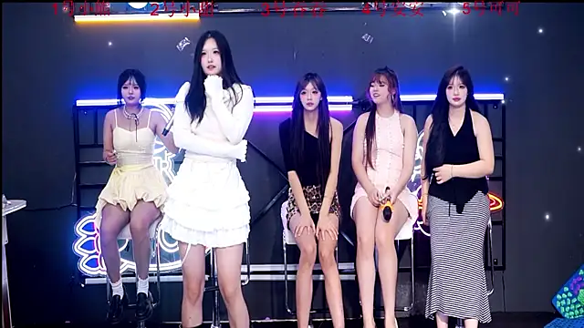 Shinygirls 777 online show from 09/19/25, 02:13