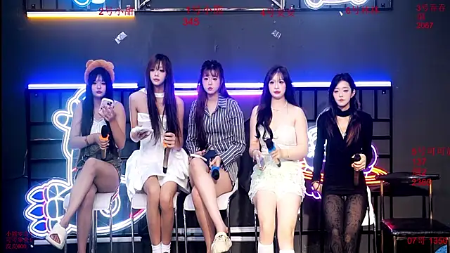 Shinygirls 777 online show from 09/24/25, 12:25