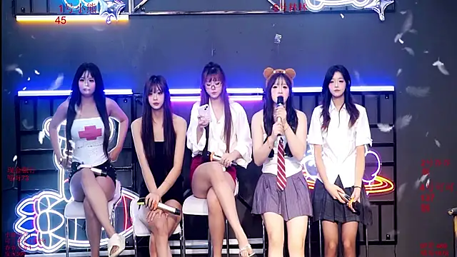 Shinygirls 777 online show from 09/26/25, 12:36